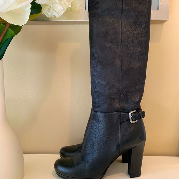 PRADA Boots - Picture 4 of 9